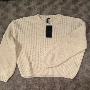 Moon & Madison Cream Colored Sweater • Long Sleeves • Size M • NWT